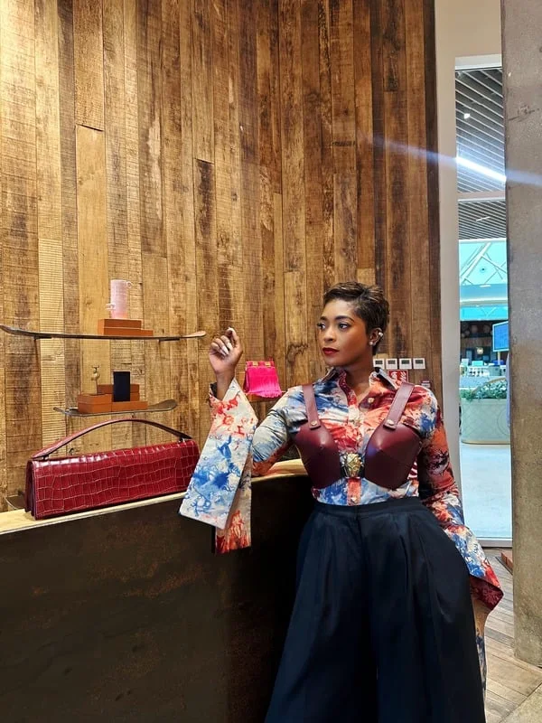 Christel Yapobi-Tano dans un concept store